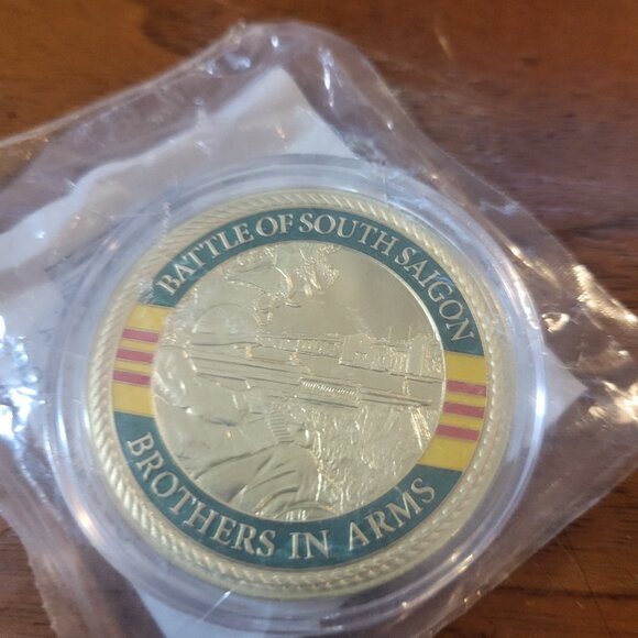 CHALLENGE COIN, BATTLE OF SOUTH SAIGON-BROTHERS IN ARMS - Picture 1 of 1